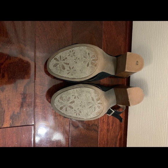 Nine West black and brown heeled sandals - Picture 4 of 4